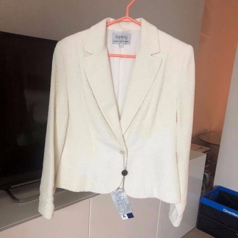 NWT Ingenuity Women's Size 8 White Cream Blazer